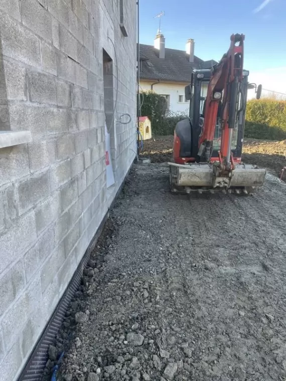 Entreprise de terrassement à Scionzier pour la pose de drainage autour d'une maison, Scionzier, Garden Art