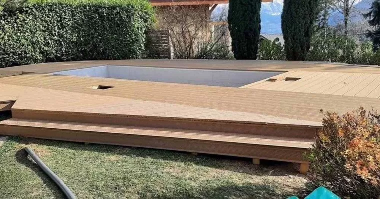 Réalisation d'une piscine et terrasse en composite à Thyez, Scionzier, Garden Art