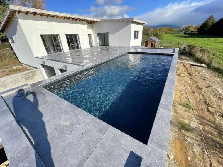 Réalisation d'une piscine en béton hors sol à Scionzier, Scionzier, Garden Art