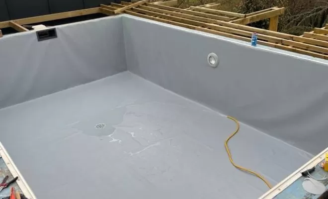 Pose de PVC armé pour piscine à Scionzier, Scionzier, Garden Art
